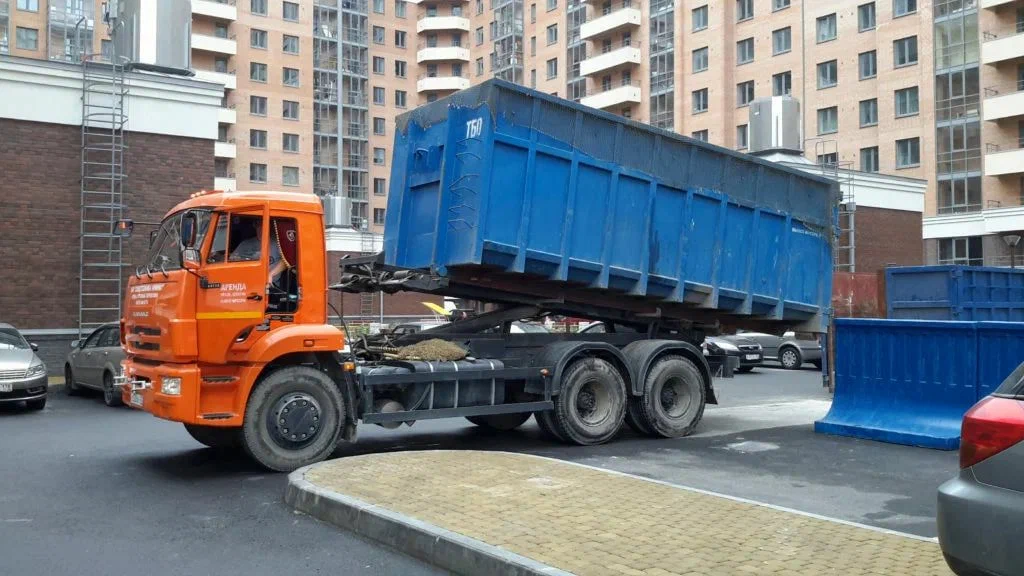 Аренда пухто для вывоза строительного и бытового мусора в Твери в октябре