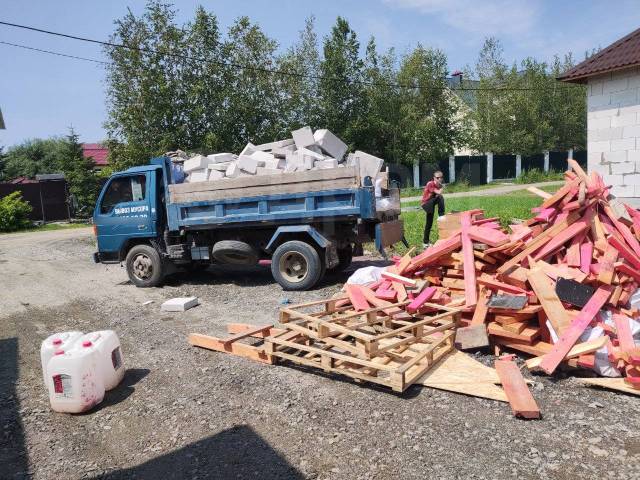 Вывоз мусора с чердака в Твери в октябре